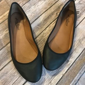 Lucky brand black flats size 8